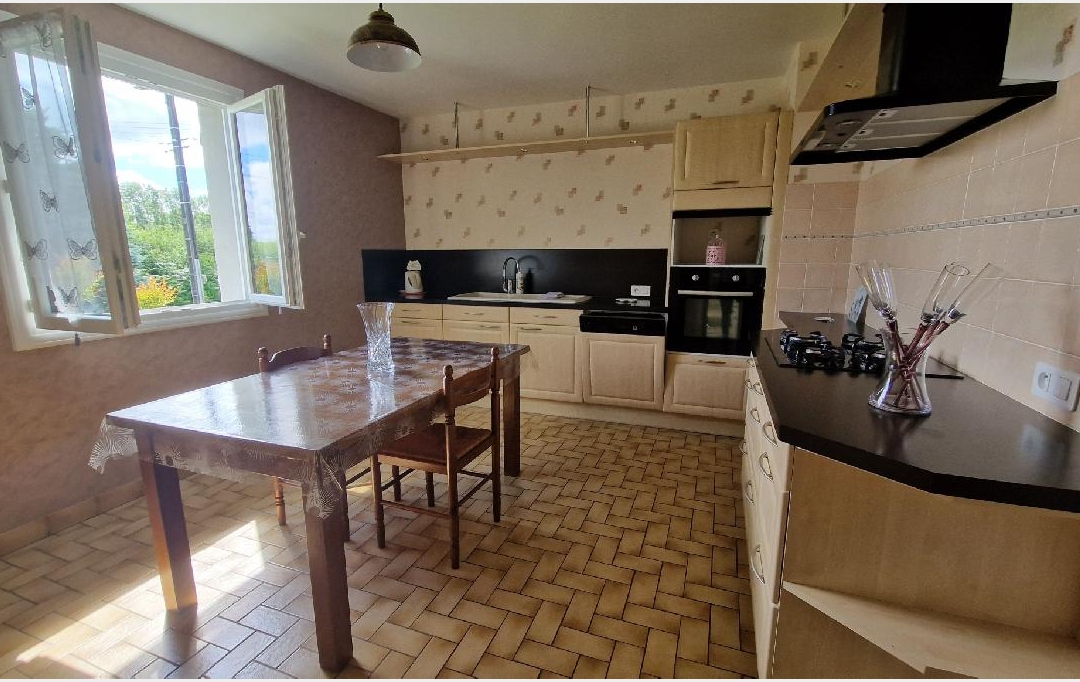 AGENCE IMMO COUR ET JARDIN : Maison / Villa | LUBERSAC (19210) | 97 m2 | 198 000 € 