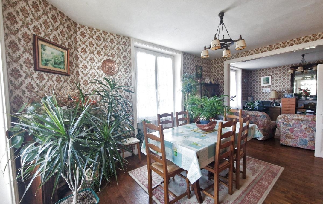 AGENCE IMMO COUR ET JARDIN : Maison / Villa | LUBERSAC (19210) | 135 m2 | 128 700 € 